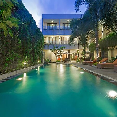 Vihan Suites Bali Kuta  Exterior photo
